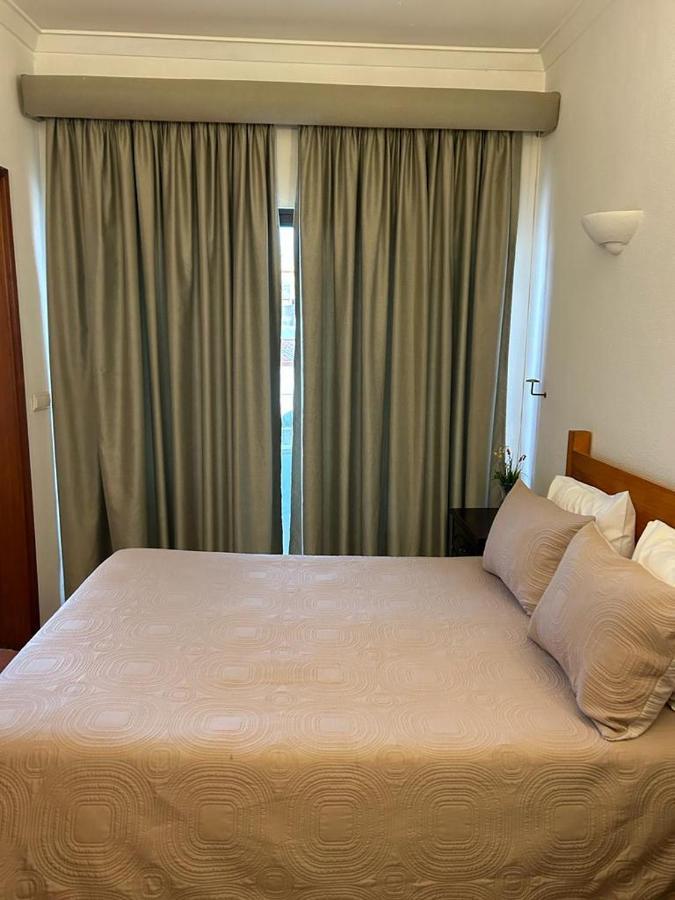 Copacabana Residencial Коста да Капарика Екстериор снимка