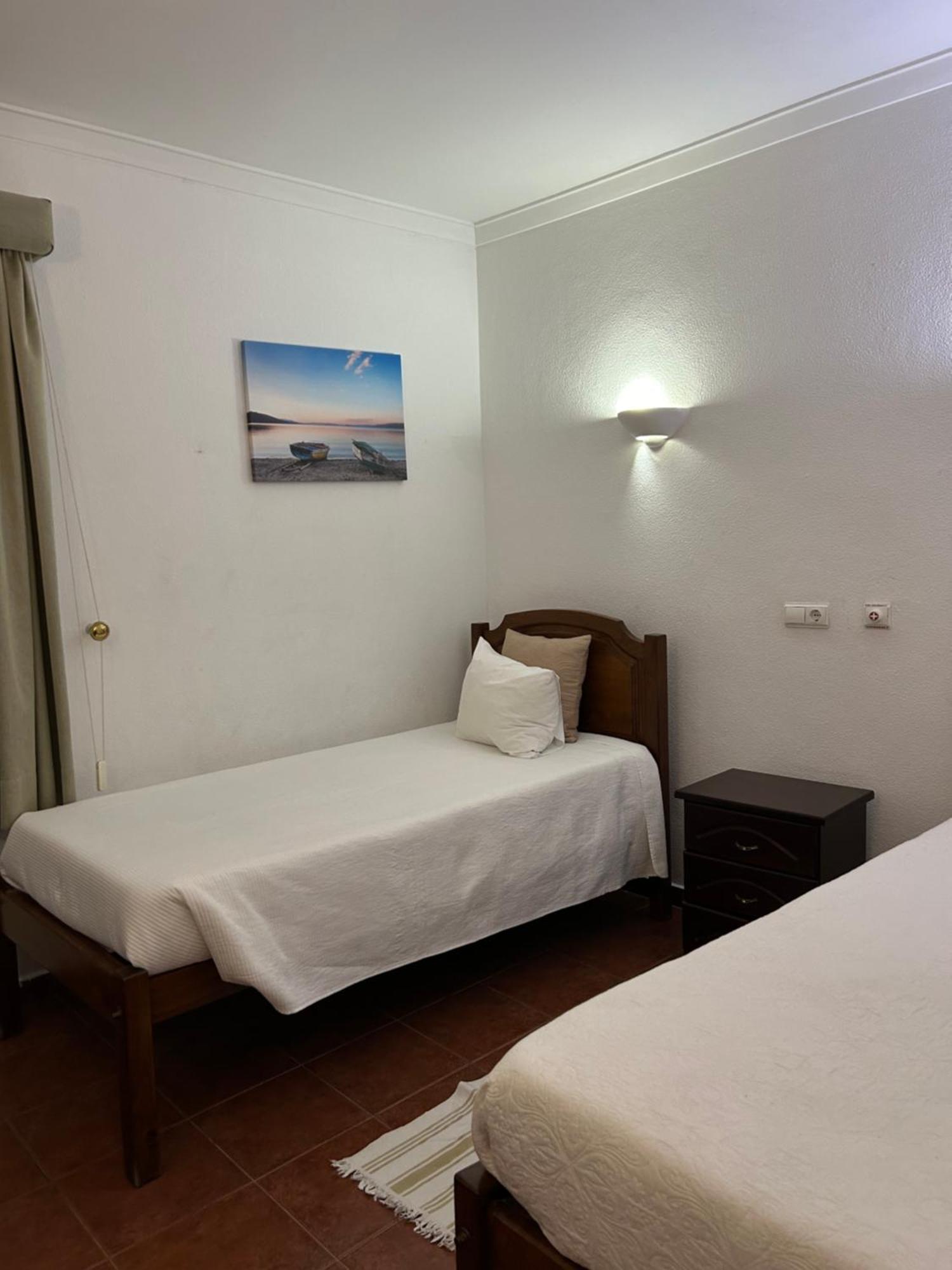 Copacabana Residencial Коста да Капарика Екстериор снимка