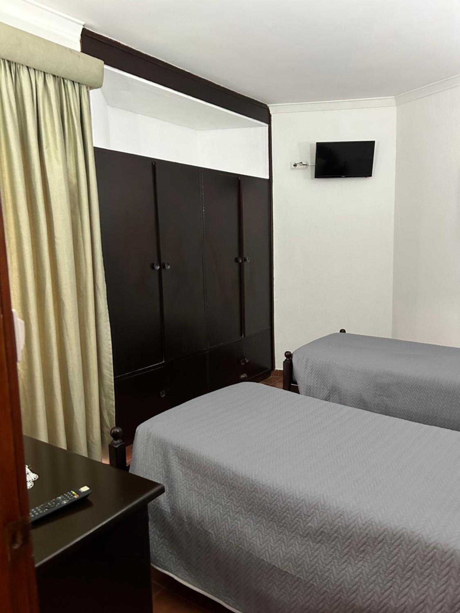 Copacabana Residencial Коста да Капарика Екстериор снимка