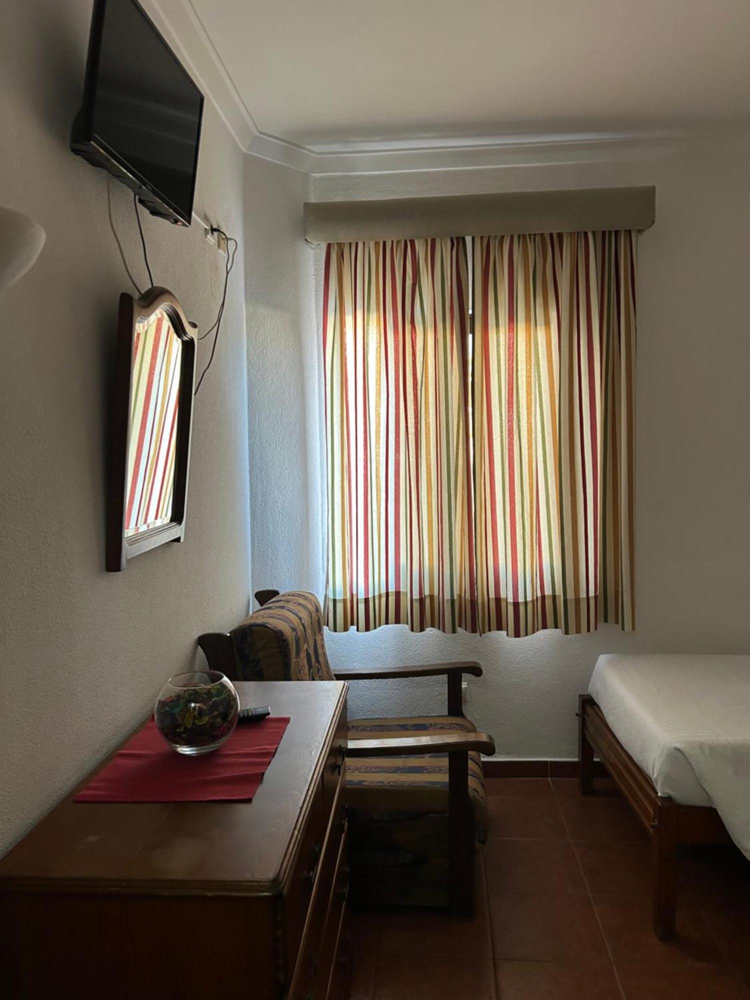 Copacabana Residencial Коста да Капарика Екстериор снимка